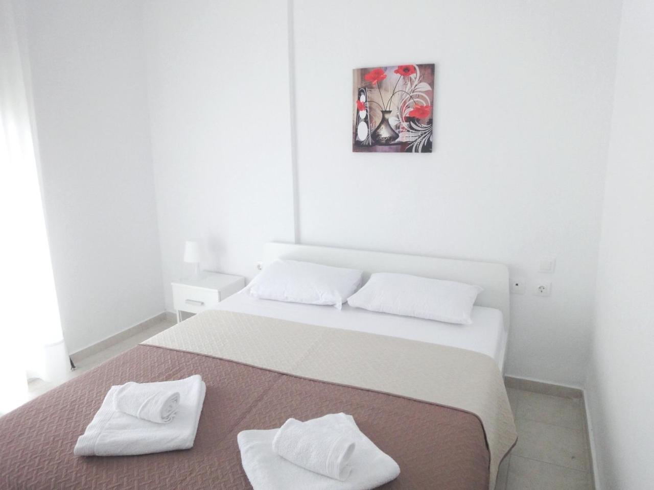 Polychrono Nikos Apartment Eksteriør billede