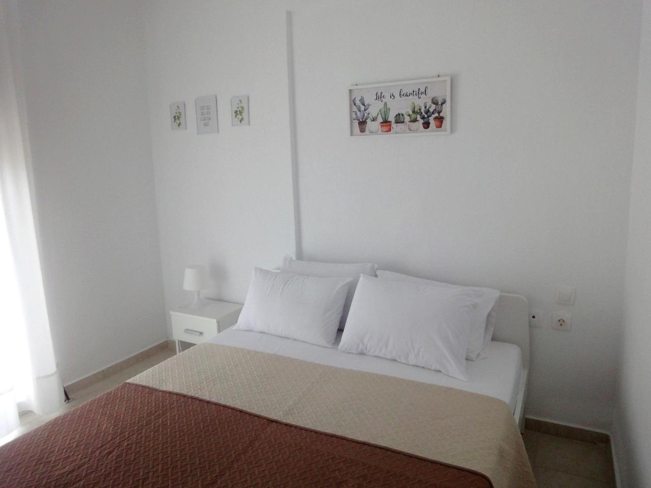 Polychrono Nikos Apartment Eksteriør billede